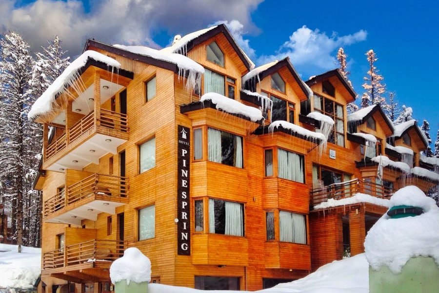 Hotel Pine Spring Gulmarg